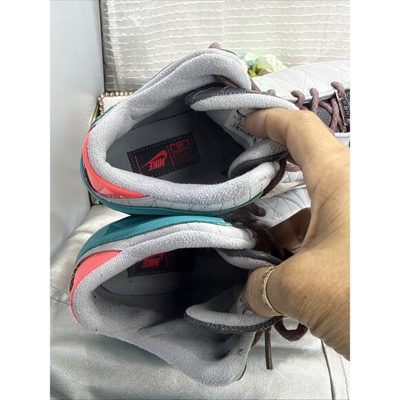 (S6) Nike Lebron 11 VO2 Grey Sneaker Size 13 main image 14